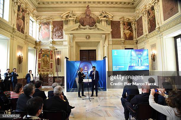 Linus and Demetri Albertini speak during a press conference to present the UEFA Champions League Trophy display at Palazzo Marino on April 22, 2016...