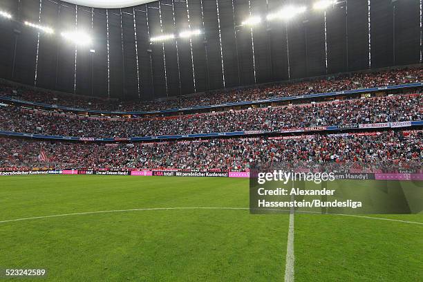 Panoramabild waehrend des Bundesligaspiels zwischen FC Bayern Muenchen und Werder Bremen in der Allianz Arena am 11. September 2010 in Muenchen,...