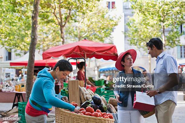 19 4点のマルシェ ヨーロッパのストックフォト Getty Images 19 4点のマルシェ ヨーロッパのストックフォト Getty Images