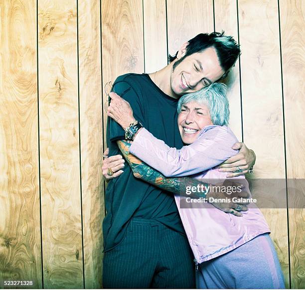 hipster and senior woman hugging - old woman tattoos stock pictures, royalty-free photos & images