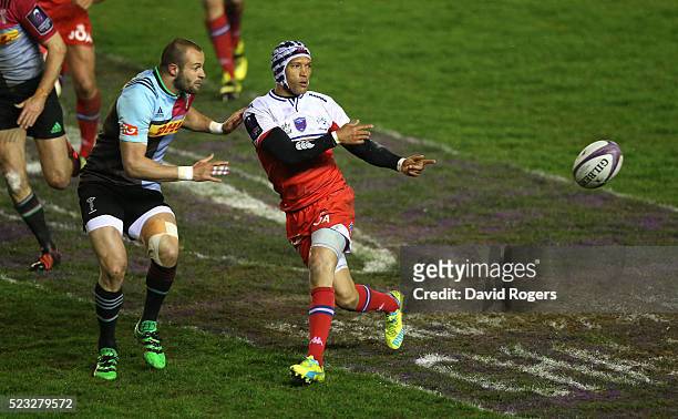 Gio Aplon of Grenoble passes the ball during the European Rugby Challenge Cup semi final match between Harlequins and Grenoble at Twickenham Stoop on...