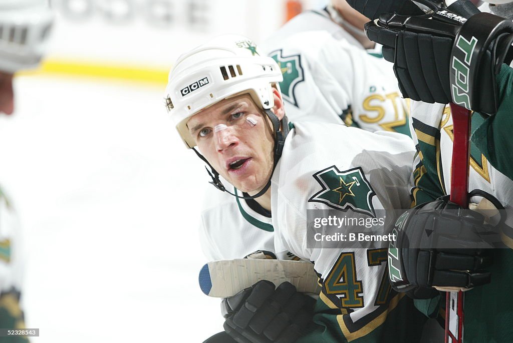 Player Aaron Downey of the Dallas Stars. News Photo Getty Images
