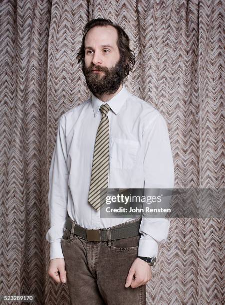businessman with beard - camisa branca imagens e fotografias de stock