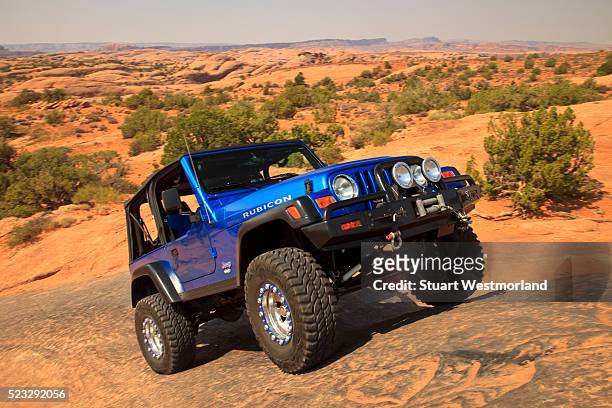 jeep on the fins & things trail - 4x4 stock pictures, royalty-free photos & images