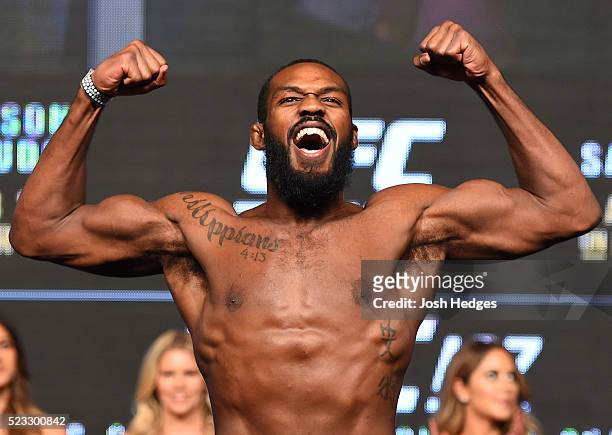 Jon Jones steps on the scale during the UFC 197 weigh-in at the MGM Grand Garden Arena on April 20, 2016 in Las Vegas, Nevada.