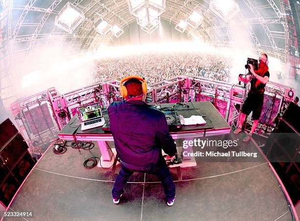 Mustard performs onstage during day 1 of the 2016 Coachella Valley Music & Arts Festival Weekend 2 at the Empire Polo Club on April 22, 2016 in...