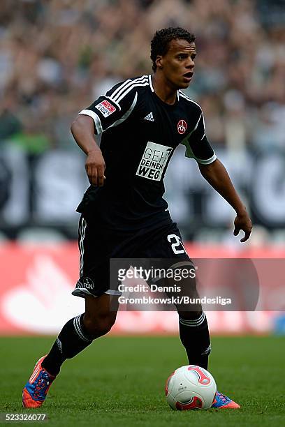 Timothy Chandler of Nuernberg controls the ball during the Bundesliga match between VfL Borussia Moenchengladbach and 1. FC Nuernberg at Borussia...