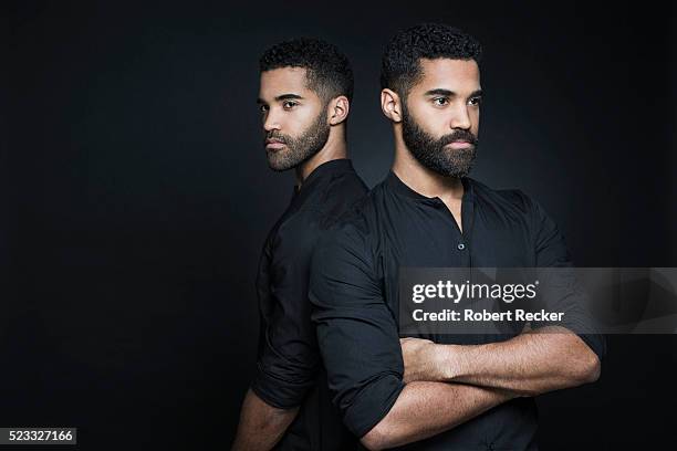 identical twin brothers - gemini stock pictures, royalty-free photos & images