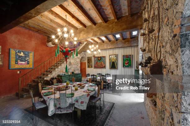 casa luna pila seca dining room - casa interior stockfoto's en -beelden