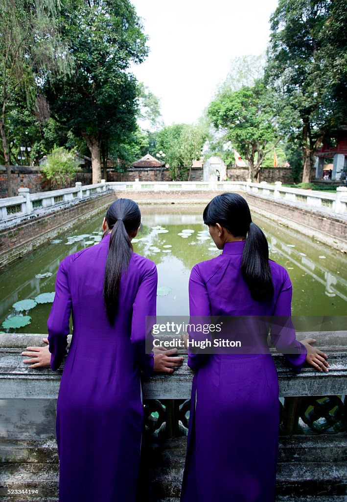 Two Vietnamese women, Temple of Literature. Hanoi.