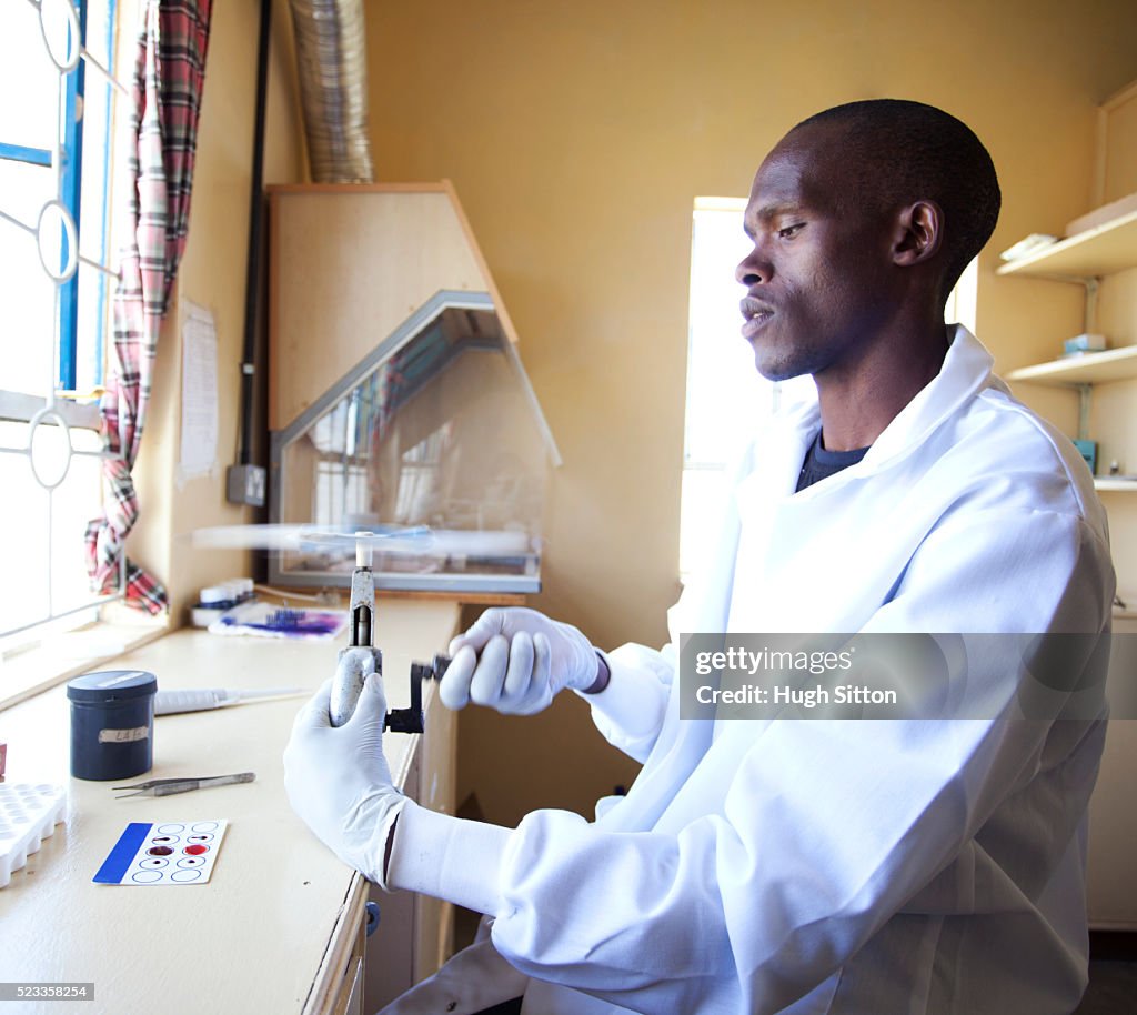 Laboratory Worker Running Tests High-Res Stock Photo - Getty Images