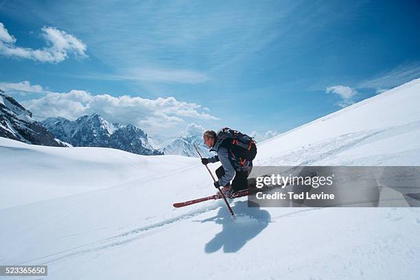 telemark skier - skifahrer stock-fotos und bilder