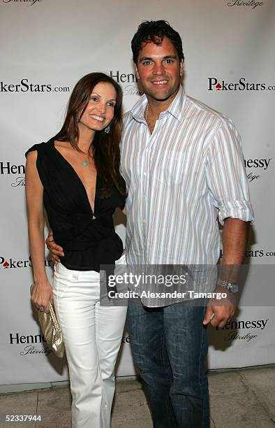 Mike Piazza Wife: Discover the Woman Behind the MLB Legend