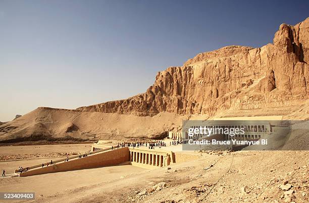 mortuary temple of hatshepsut - valley of the queens stock pictures, royalty-free photos & images