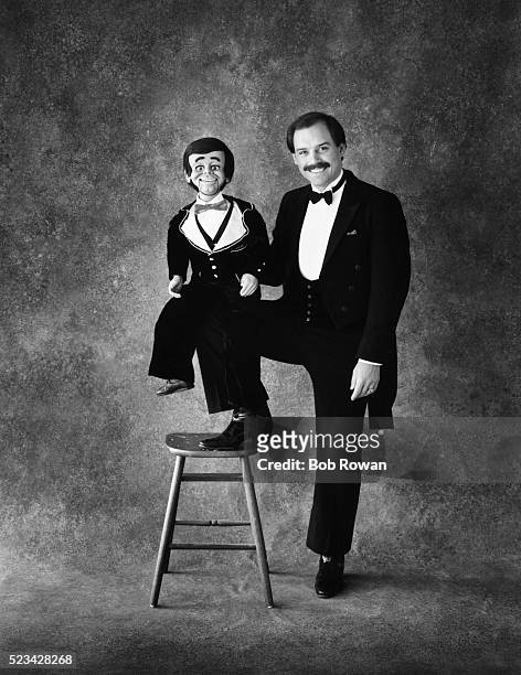 ventriloquist steve kay - ventriloquist stock pictures, royalty-free photos & images