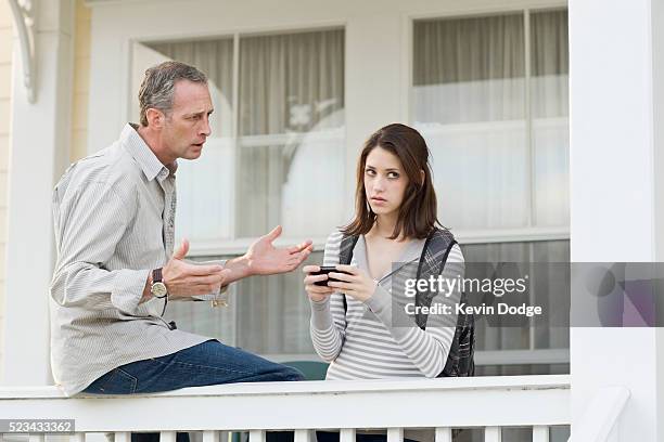 father and teenage daughter - dispute foto e immagini stock