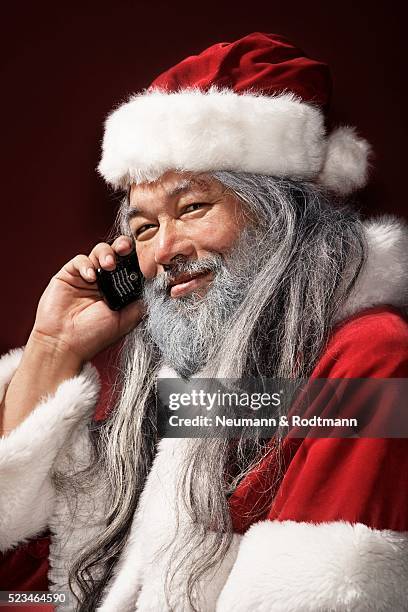 Santa Using Phone 3,705 Santa Cell Stock Photos, High-Res Pictures, and Images - Getty Images