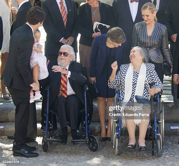 Queen Letizia of Spain and writer Fernando del Paso pose for photographers at the University of Alcala de Henares for the Cervantes Prize award...