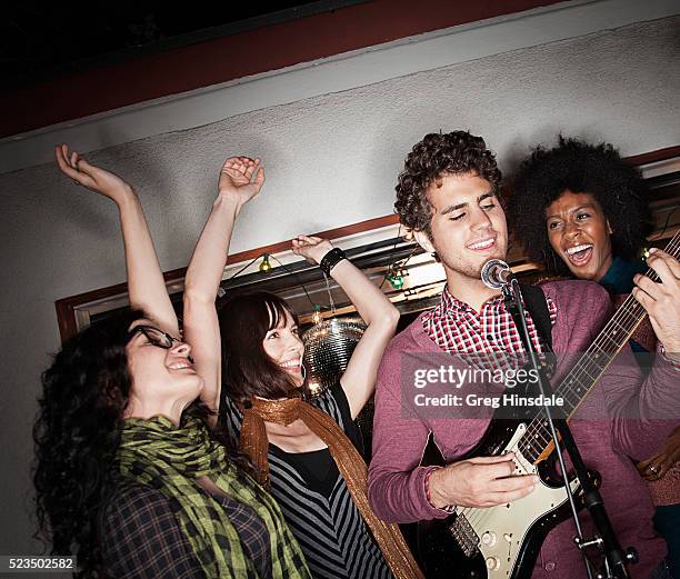 132,220 Vintage Musical Instruments Stock Photos, High-Res Pictures ...