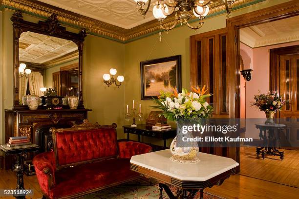 sitting room in the pines inn - victorian style home stock pictures, royalty-free photos & images