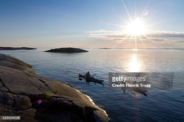 kayakers in stockholm archipelago - stockholm summer bildbanksfoton och bilder
