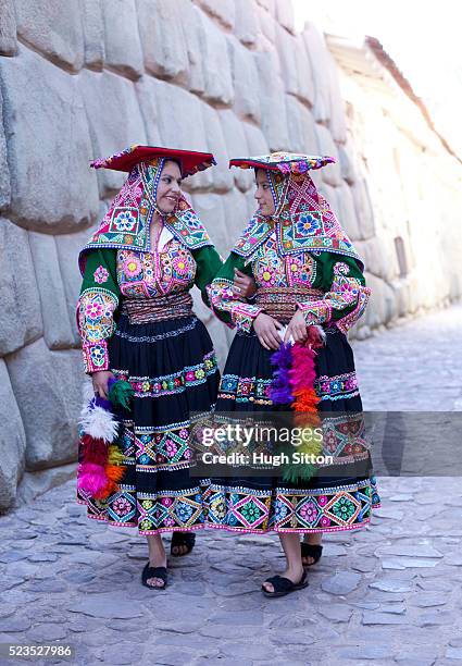 Traditional Clothing Of Peru Photos and Premium High Res Pictures ...