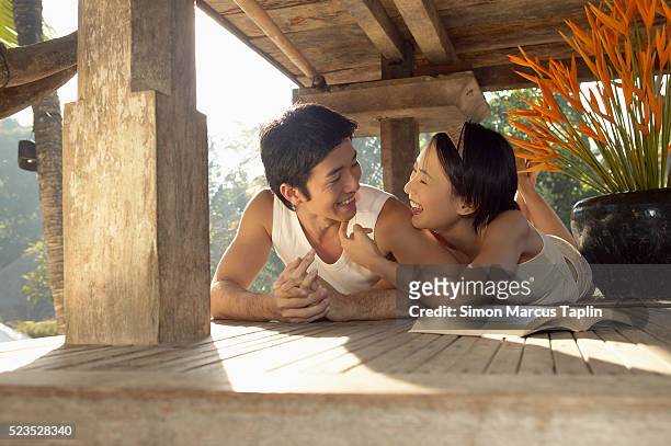 couple relaxing at spa - bali spa stock pictures, royalty-free photos & images
