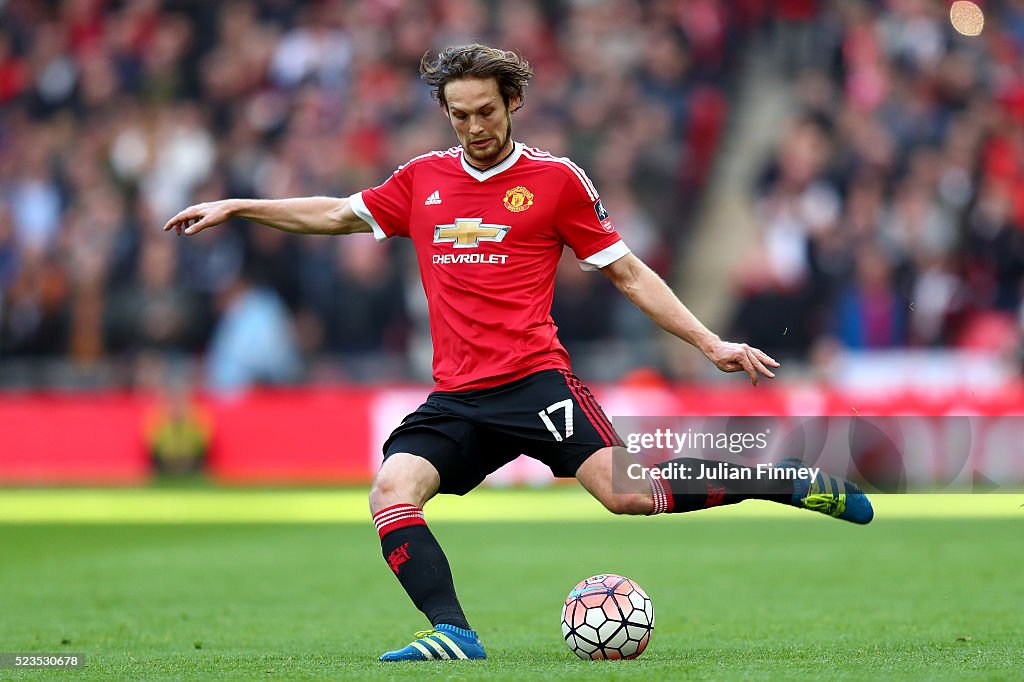 Everton v Manchester United - The Emirates FA Cup Semi Final