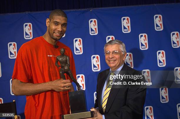 Tim Duncan Mvp Photos and Premium High Res Pictures - Getty Images