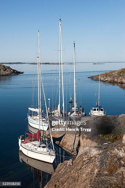 boats on lilla nassa - stockholm archipelago stock pictures, royalty-free photos & images