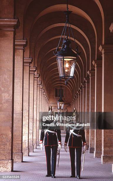 quirinal palace in rome - quirinal palace imagens e fotografias de stock