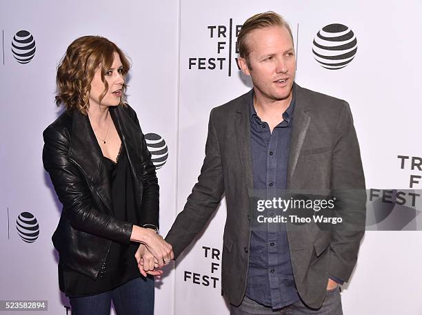175 Jenna Fischer And Lee Kirk Photos and Premium High Res Pictures - Getty  Images