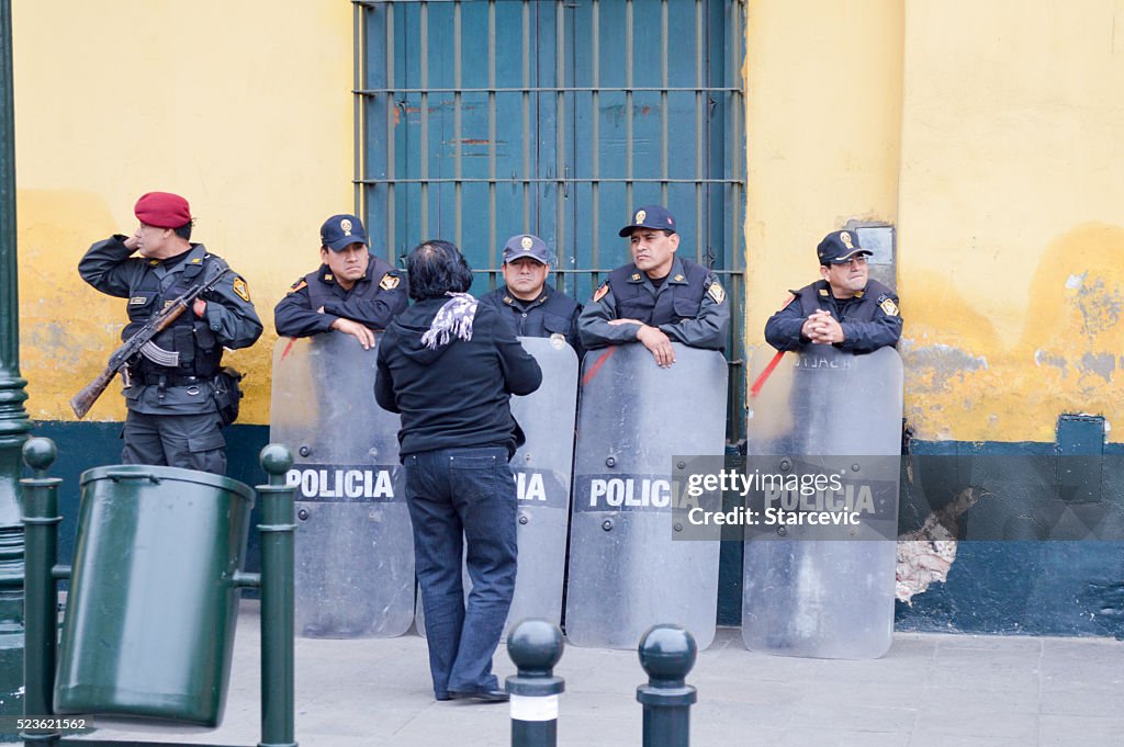 Émeute police en Amérique du Sud