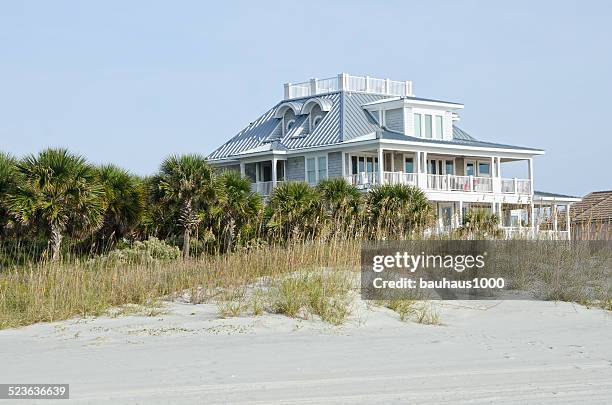 strand-cottage - beach cottage stock-fotos und bilder