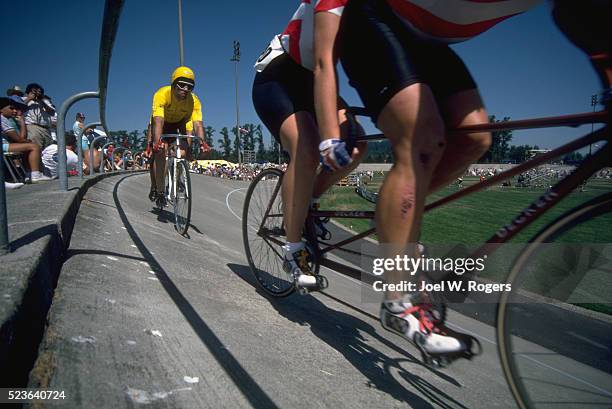 tandem bike race - tandem bicycle stock-fotos und bilder