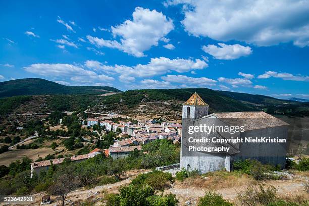 comps-sur-artuby valley in provence france - comps stock pictures, royalty-free photos & images