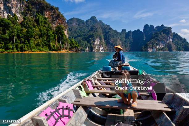 vajra garrett lovell on cheow en lake in the khao sok national park - kao sok national park imagens e fotografias de stock