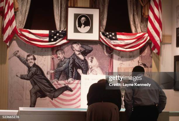 exhibit depicting president lincoln assassination at the lincoln museum - fort wayne stock pictures, royalty-free photos & images