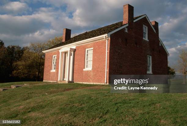john rankin house near the ohio river - underground railroad slavery stock pictures, royalty-free photos & images