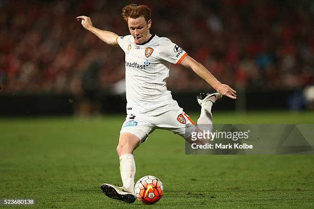 Corey Brown of the Roar shoots at goal during the A-League Semi Final match between the Western Sydney Wanderers and the Brisbane Roar at Pirtek...