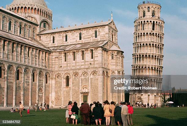 duomo and leaning tower in pisa - pisa italy stock pictures, royalty-free photos & images