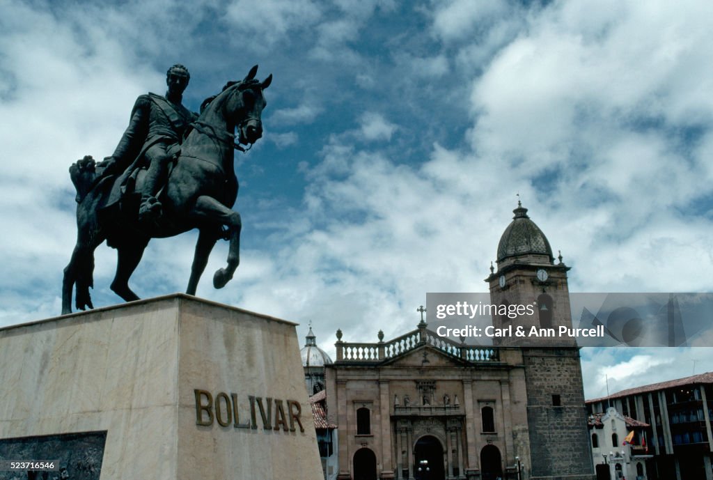 Bolivar Statue in Plaza