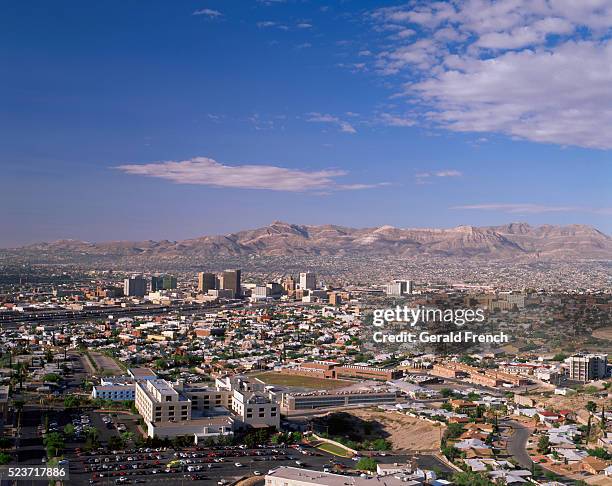 broad view of el paso and juarez - ciudad juarez stock pictures, royalty-free photos & images