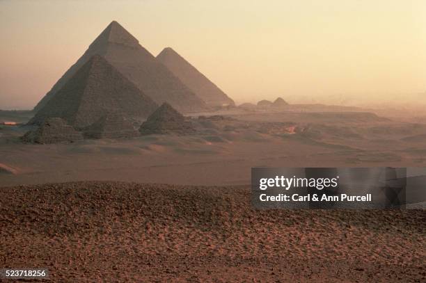 pyramids of giza at dawn - pyramid of chephren stock pictures, royalty-free photos & images