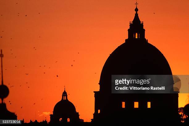 basilica domes at sunset - バチカン市国 ストックフォトと画像
