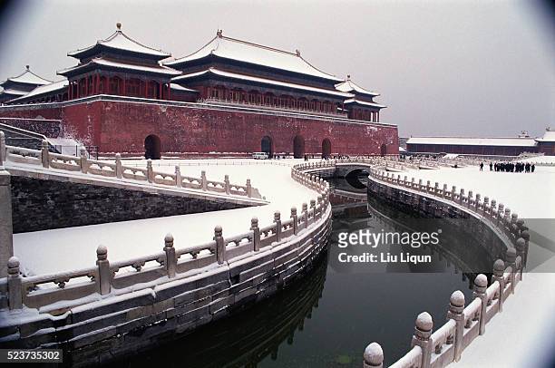 the forbidden city - forbidden city stock pictures, royalty-free photos & images