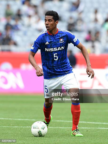 Fabio of Yokohama F.Marinos in action during the J.League match between Yokohama F.Marinos and Sanfrecce Hiroshima at the Nissan Stadium on April 24,...