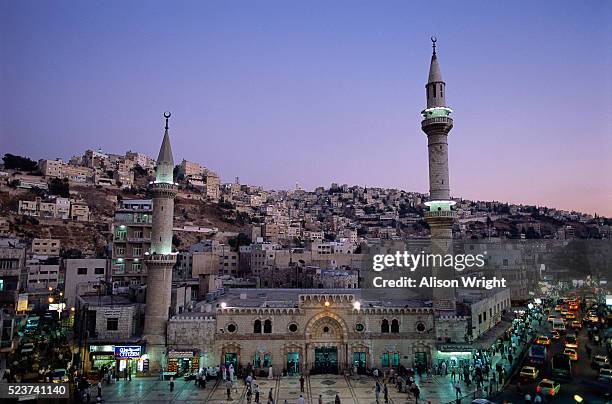 king hussein mosque at night - amman stockfoto's en -beelden