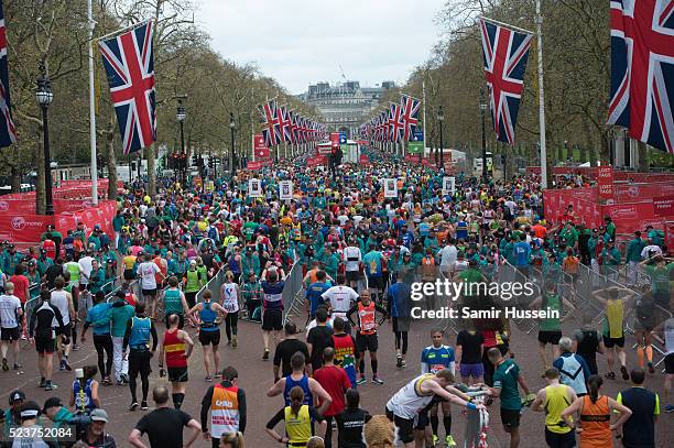 General view of the Mall during the Virgin London Marathon 2016 on April 24, 2016 in London, England.