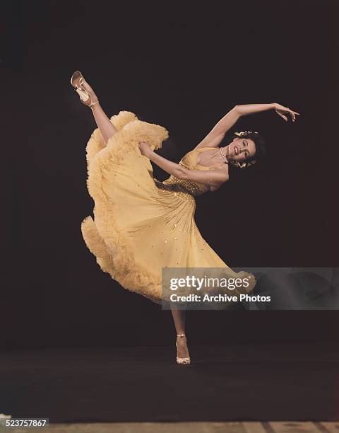 Cyd Cyd Charisse Photos Photos and Premium High Res Pictures - Getty Images